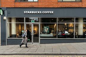 Broadband 2BD City Flat Farringdon Expedia