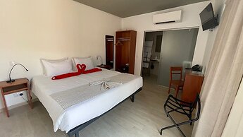 Villa 3 Caparica, Lisbon GAY Beach Hotel