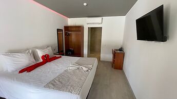Villa 3 Caparica, Lisbon GAY Beach Hotel