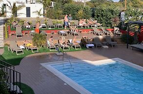 Villa 3 Caparica, Lisbon GAY Beach Hotel