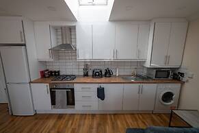 The Coach House by Riis Property