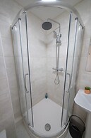 The Coach House by Riis Property