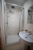 The Coach House by Riis Property