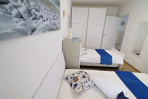 Luisa Holiday House With Air Conditioning And Balcony