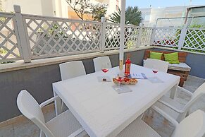 Luisa Holiday House With Air Conditioning And Balcony