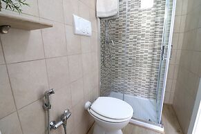 Luisa Holiday House With Air Conditioning And Balcony