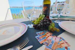 Holiday Apartment With Air Conditioning And Panoramic Sea View Pets Al