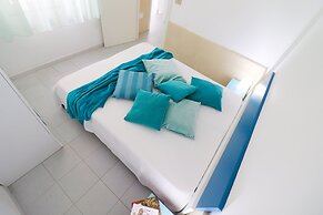 Holiday Apartment With Air Conditioning And Panoramic Sea View Pets Al