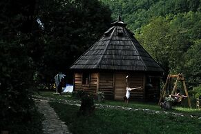 Grab Ethno Village and Camp