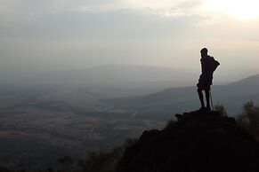 Olonyori Maasai House