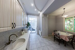 Sonya Hotel