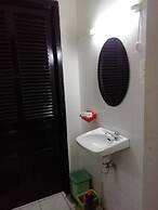 East & West Dormitory And Guesthouse