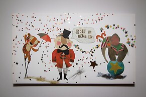 2 Bedrooms Sleeps 7 Near Top Blackpool Attractions