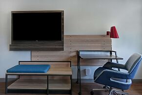 Tru by Hilton Mooresville