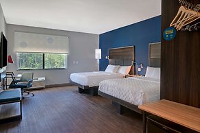 Tru by Hilton Mooresville