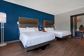 Tru by Hilton Mooresville