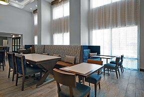 Hampton Inn Midland South