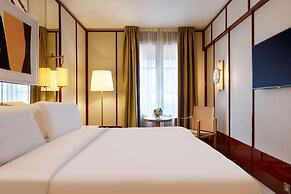 Le Belgrand Hotel Paris Champs Elysees, Tapestry by Hilton