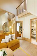 Le Belgrand Hotel Paris Champs Elysees, Tapestry by Hilton