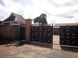 Mwingi Cottage Hotel