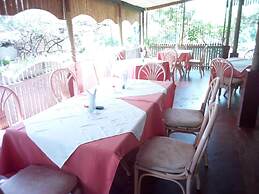 Mwingi Cottage Hotel