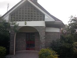 Mwingi Cottage Hotel