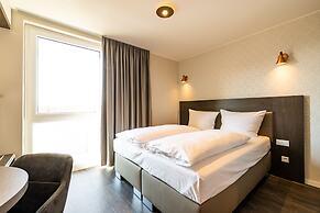 MASEVEN München Messe Trudering