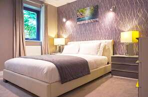 One Tennyson Apartment