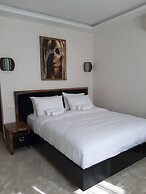 Waikiki Apartments