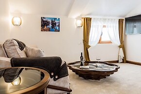 Waikiki Apartments
