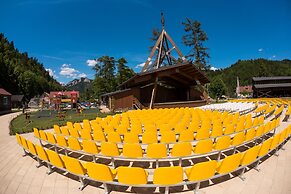 Kupele Cerveny Klastor Smerdzonka