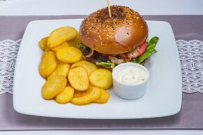 Kupele Cerveny Klastor Smerdzonka