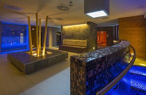 Kupele Cerveny Klastor Smerdzonka