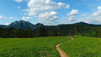 Kupele Cerveny Klastor Smerdzonka