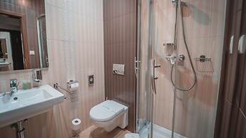 Kupele Cerveny Klastor Smerdzonka