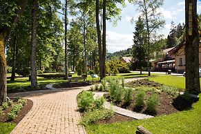 Kupele Cerveny Klastor Smerdzonka