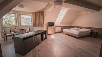 Kupele Cerveny Klastor Smerdzonka