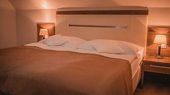 Kupele Cerveny Klastor Smerdzonka