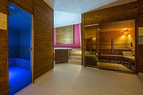 Kupele Cerveny Klastor Smerdzonka