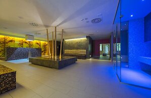 Kupele Cerveny Klastor Smerdzonka