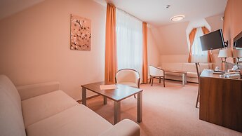 Kupele Cerveny Klastor Smerdzonka