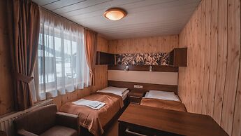 Kupele Cerveny Klastor Smerdzonka