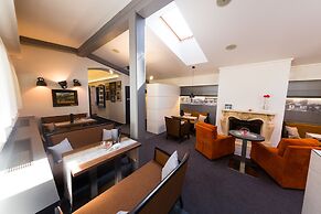 Kupele Cerveny Klastor Smerdzonka