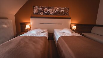 Kupele Cerveny Klastor Smerdzonka