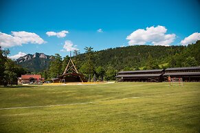 Kupele Cerveny Klastor Smerdzonka