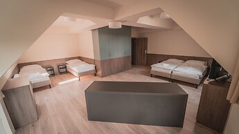 Kupele Cerveny Klastor Smerdzonka