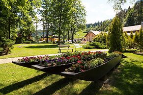 Kupele Cerveny Klastor Smerdzonka