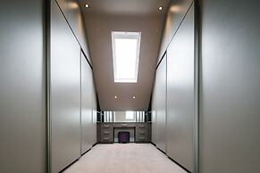 Carus House @ Carus Green