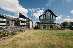 Carus House @ Carus Green