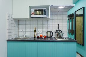 Polezhaev Studios and Apartments